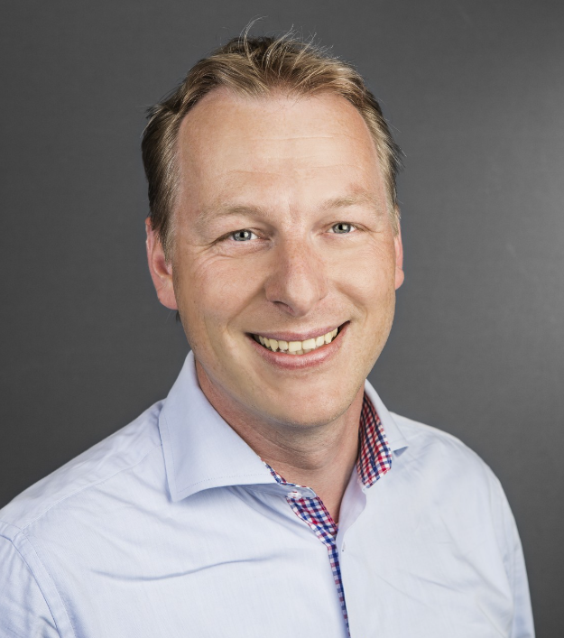 Patrick-Veld-Kleurrijk Wonen_Cropped Image-1